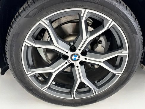 Used 2020 BMW X5 xDrive40i w/ M Sport Package AWD/4WD image 29