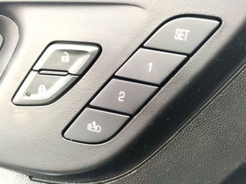 Used 2024 Chevrolet Malibu LT image 46