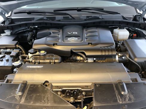 Used 2024 Nissan Armada SL image 43