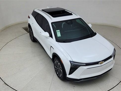 Used 2024 Chevrolet Blazer EV LT image 76