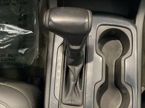 Used 2018 Chevrolet Colorado Z71 AWD/4WD image 23