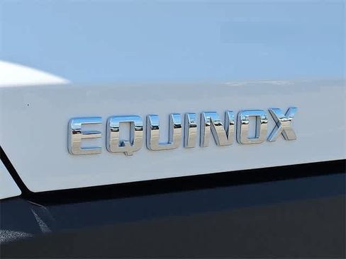 New 2026 Chevrolet Equinox LT image 24