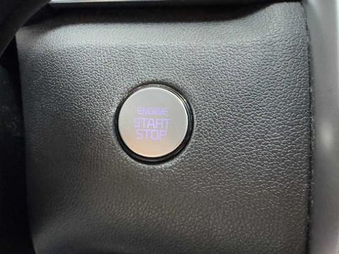 Used 2022 Kia Sorento S FWD image 27