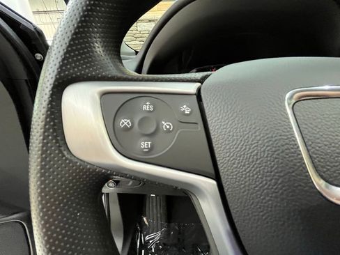 Used 2023 GMC Terrain SLE w/ Driver Convenience Package AWD/4WD image 19