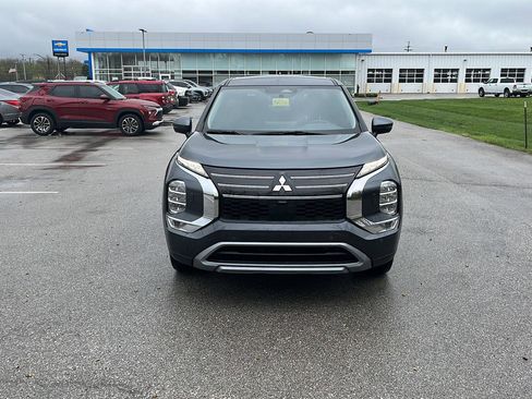 Used 2025 Mitsubishi Outlander SE AWD/4WD image 9