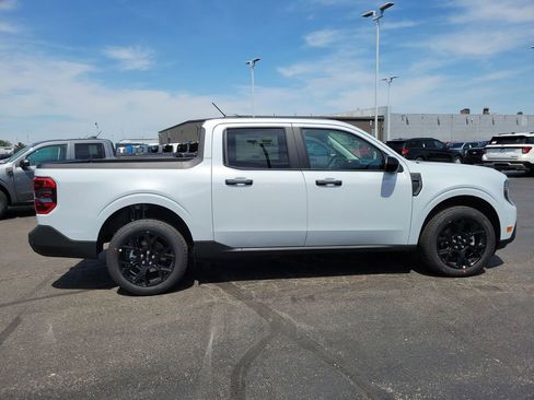 New 2026 Ford Maverick XLT w/ Equipment Group 301A AWD/4WD image 3