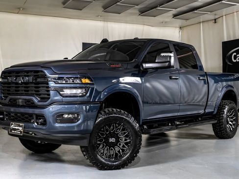 Used 2025 RAM 2500 Big Horn AWD/4WD image 5