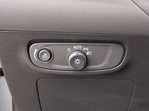 Used 2025 Buick Encore GX Preferred image 16