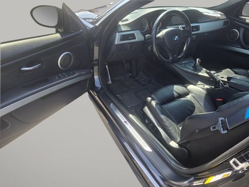 Used 2011 BMW M3 Convertible image 33