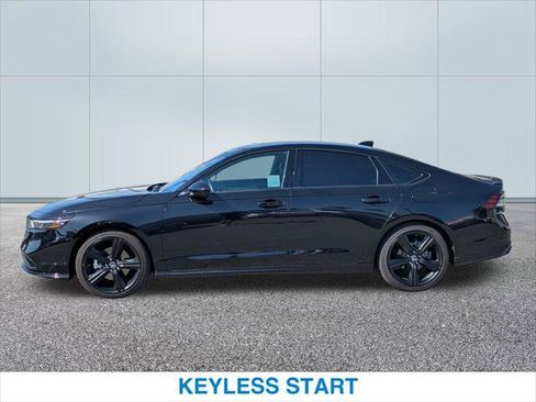 Used 2025 Honda Accord Sport image 10