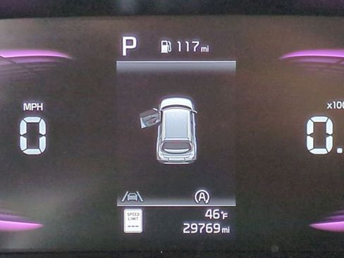 Used 2023 Kia Soul LX image 19