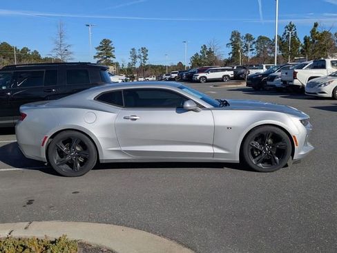 Used 2018 Chevrolet Camaro LT image 2