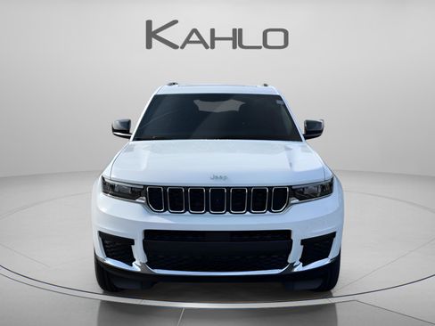 New 2025 Jeep Grand Cherokee L Laredo image 7