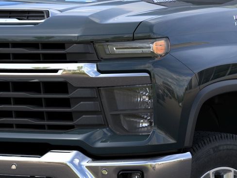 New 2026 Chevrolet Silverado 2500 LT w/ All Star Edition AWD/4WD image 10