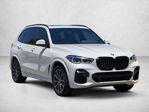 Used 2023 BMW X5 xDrive40i w/ Executive Package AWD/4WD image 3