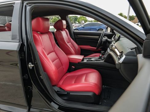 Used 2019 Honda Accord Sport image 37