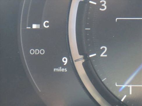 New 2025 Lexus ES 350 F Sport image 10