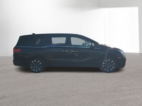 Used 2023 Honda Odyssey EX-L image 10