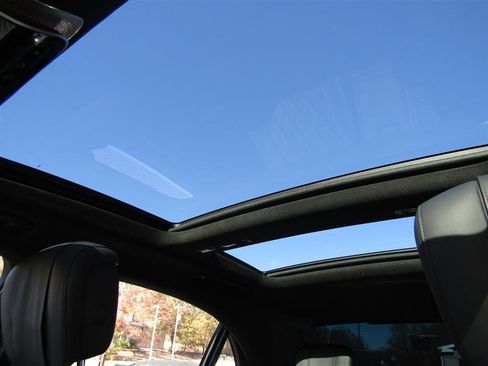 Used 2022 Mercedes-Benz S 580 4MATIC Sedan image 31