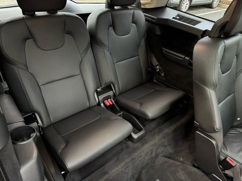 Used 2022 Volvo XC90 T8 Inscription Expression w/ Advanced Package image 27