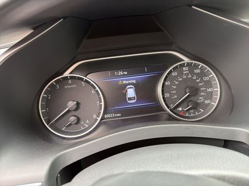 Used 2020 Nissan Murano SL w/ Moonroof Package AWD/4WD image 2