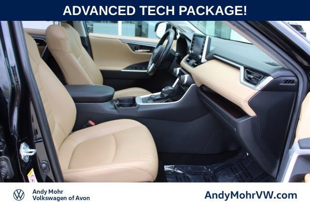Used 2019 Toyota RAV4 Limited w/ Advanced Technology Package AWD/4WD image 20