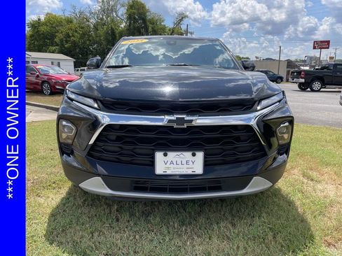 Used 2025 Chevrolet Blazer LT FWD image 11