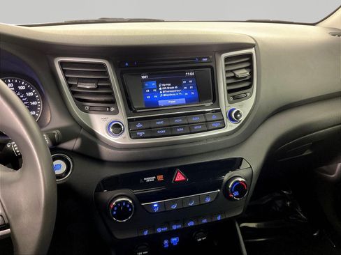 Used 2017 Hyundai Tucson Sport FWD image 9
