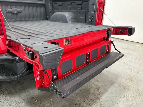 Used 2023 Chevrolet Silverado 1500 Custom Trail Boss w/ LPO, Dark Essentials Package image 11