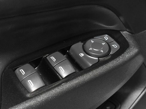 Used 2022 Chevrolet Equinox Premier image 10