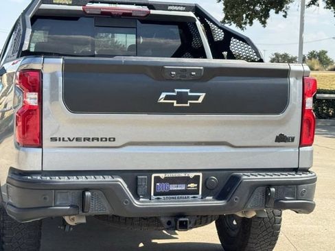 Used 2023 Chevrolet Silverado 1500 ZR2 w/ ZR2 Bison Edition AWD/4WD image 8
