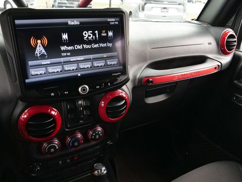 Used 2017 Jeep Wrangler Unlimited Sport w/ Quick Order Package 24S image 16