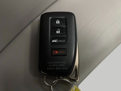 Used 2019 Lexus RX 350L image 35