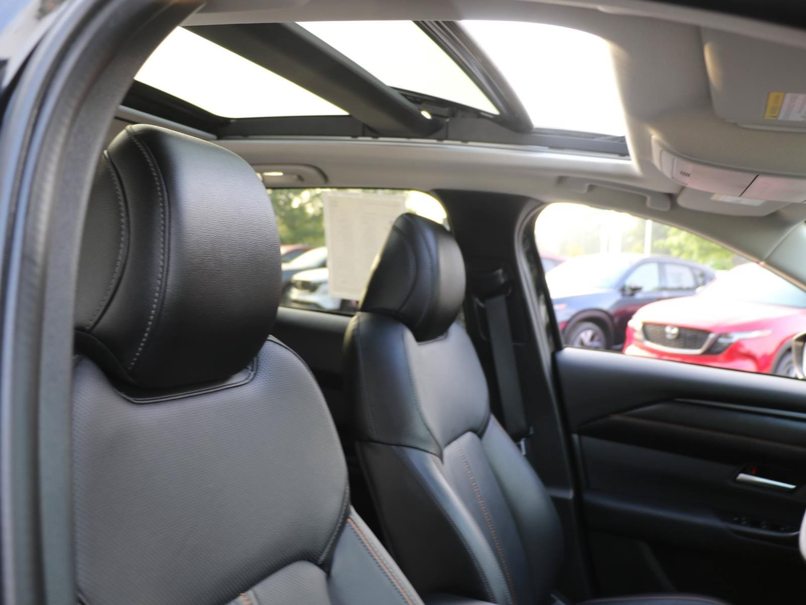 Certified 2025 MAZDA CX-50 AWD 2.5 S w/ Premium Plus Pkg image 7
