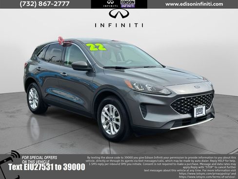 Used 2022 Ford Escape SE w/ Cold Weather Package image 1