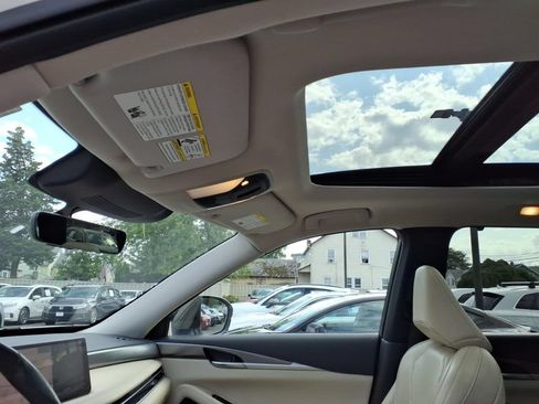 Used 2024 INFINITI QX60 Luxe w/ Cargo Package AWD/4WD image 11