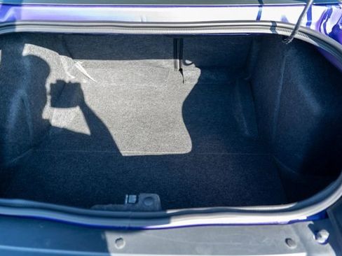 Used 2016 Dodge Challenger SRT Hellcat image 17