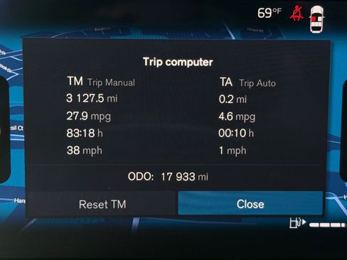 Certified 2025 Volvo V60 B5 Cross Country Plus AWD/4WD image 19