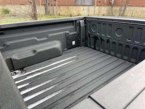 Used 2022 Ford Maverick Lariat image 12