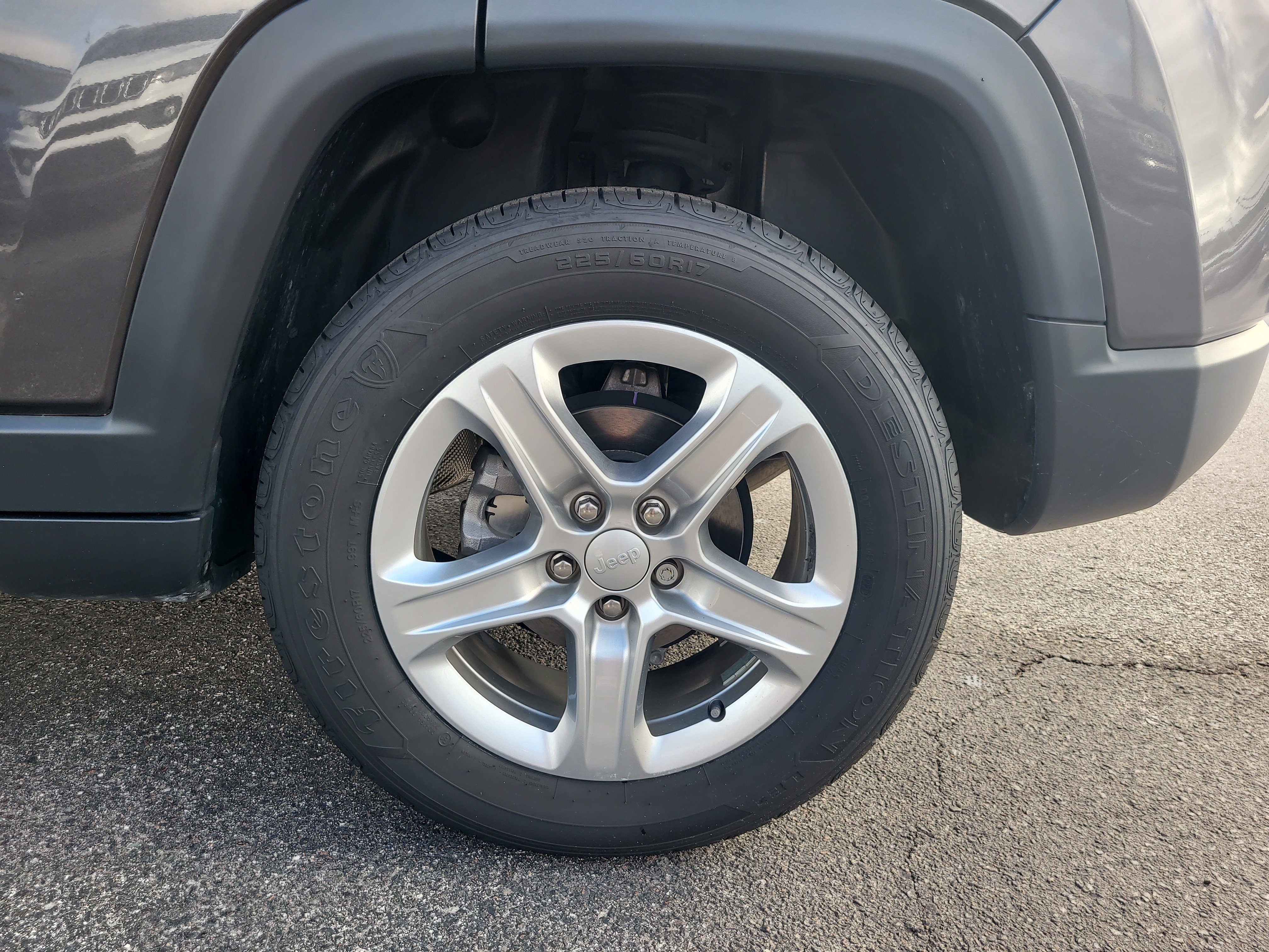 Used 2023 Jeep Compass Latitude AWD/4WD image 8
