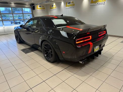 Used 2021 Dodge Challenger R/T Scat Pack RWD image 21