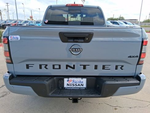 New 2026 Nissan Frontier SV image 5