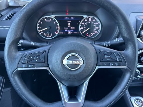 Used 2024 Nissan Sentra SV image 23