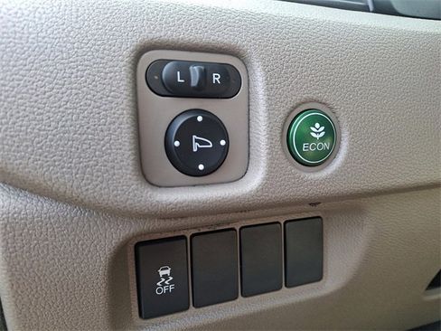 Used 2018 Honda Pilot EX-L image 25