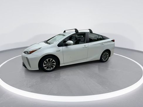 Used 2022 Toyota Prius XLE w/ Premium Convenience Package FWD image 5