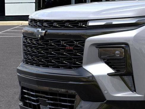 New 2026 Chevrolet Traverse RS w/ LPO, Floor Liner Package FWD image 51