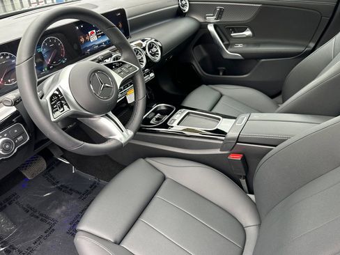 New 2025 Mercedes-Benz CLA 250 image 8