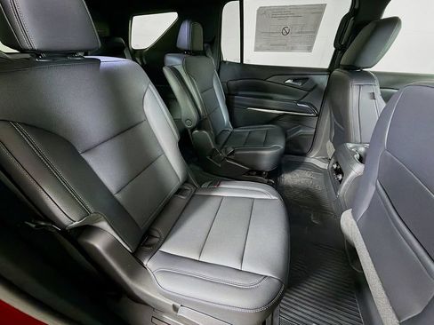 New 2026 Chevrolet Traverse LT w/ Midnight/Sport Edition AWD/4WD image 23