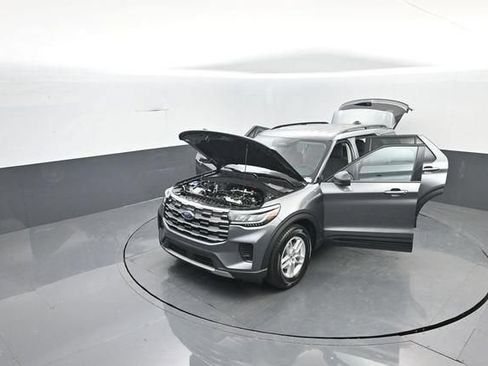 New 2026 Ford Explorer Active RWD image 37