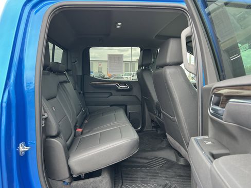 Used 2025 Chevrolet Silverado 1500 LT Trail Boss w/ Convenience Package II image 24